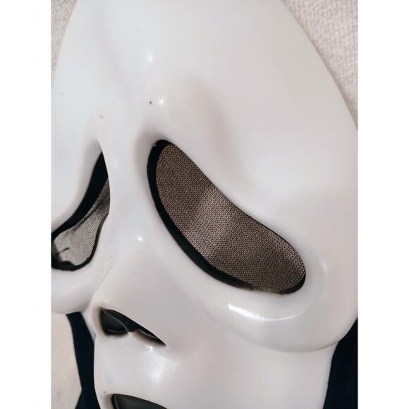 90s Easter Unlimited Inc HN Ghostface Mask wo shroud Flexible Vintage Halloween - Picture 2 of 11